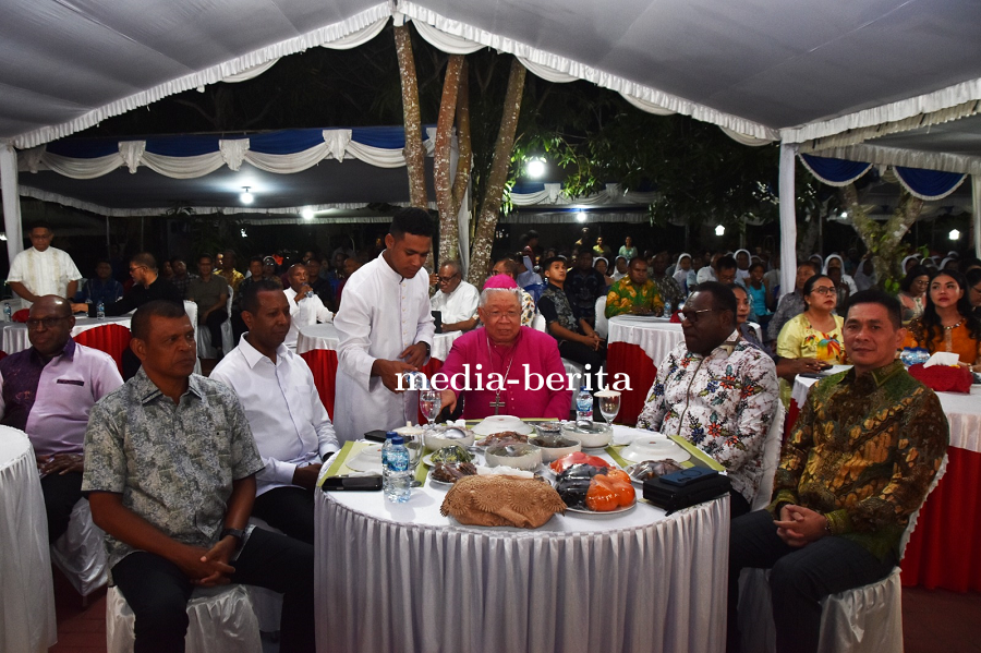 Dandim 1707/Merauke Hadiri Perayaan Hut ke-77 Uskup Agung Merauke Berlangsung Khidmat