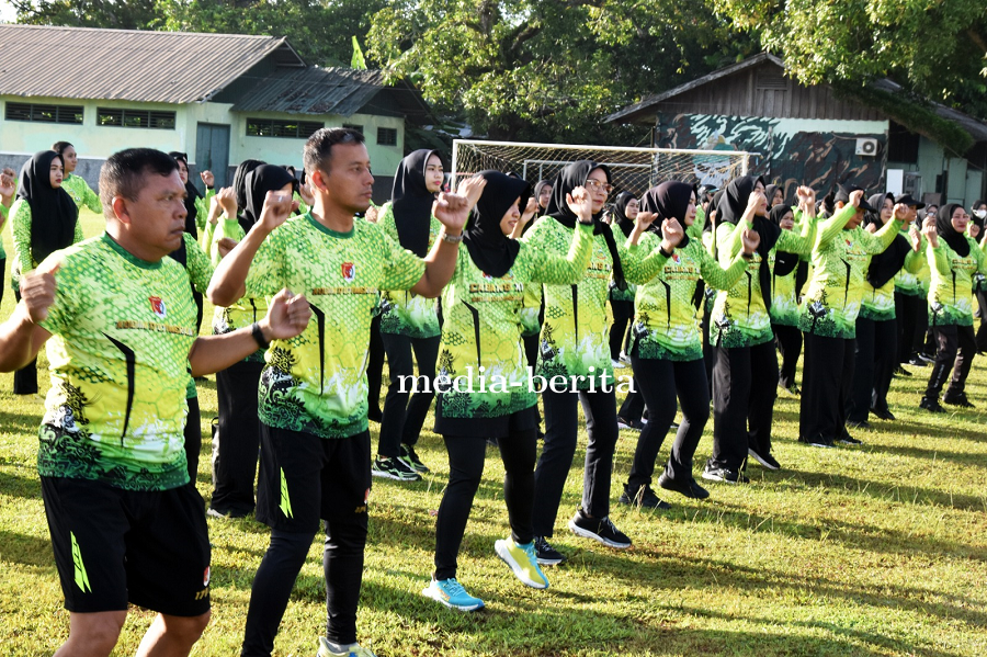 Jalin Semangat Kebersamaan, Kodim 1707/Merauke Gelar Olahraga Bersama Prajurit dan Keluarga